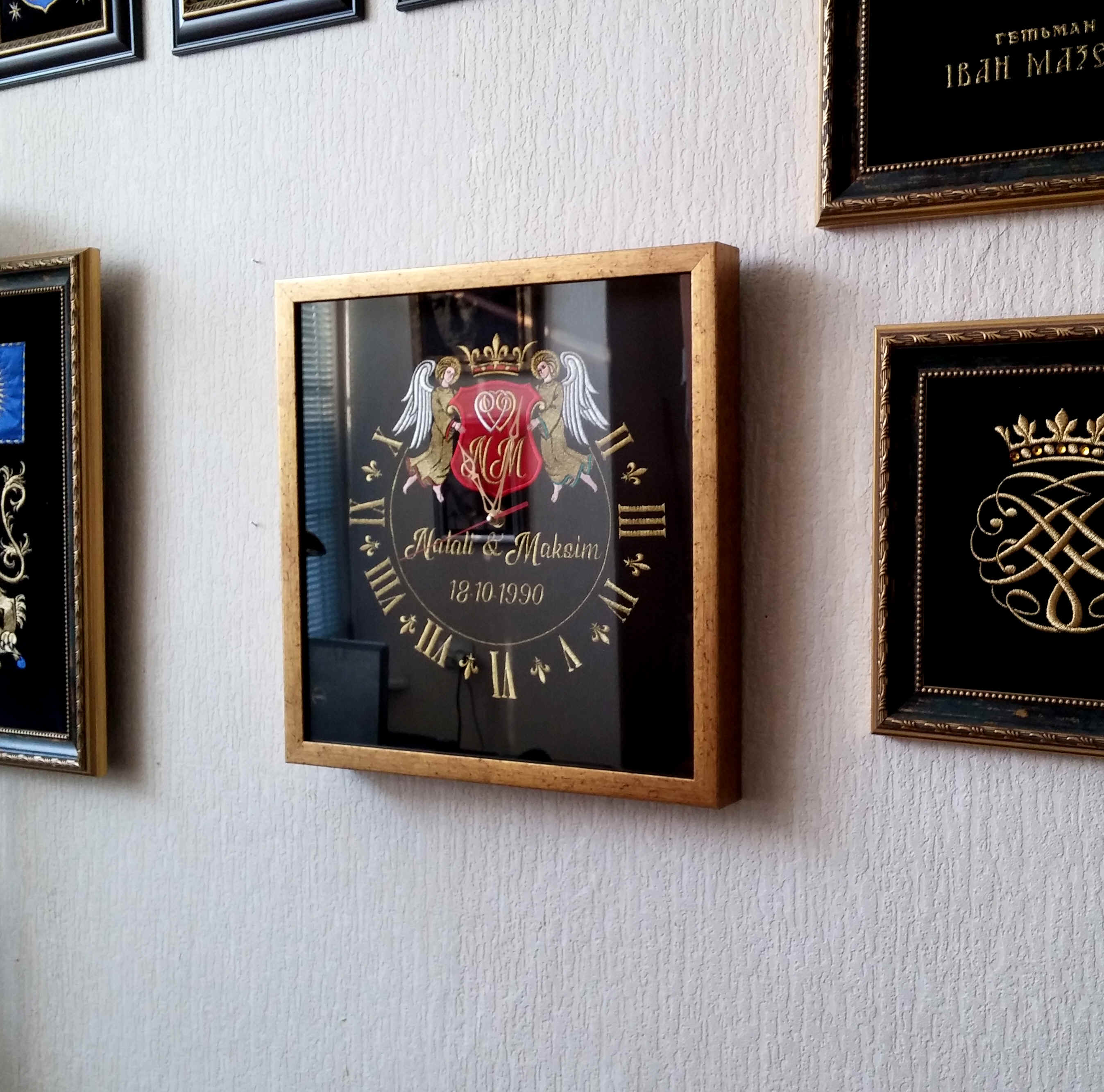 clock1.jpg (443151 bytes)